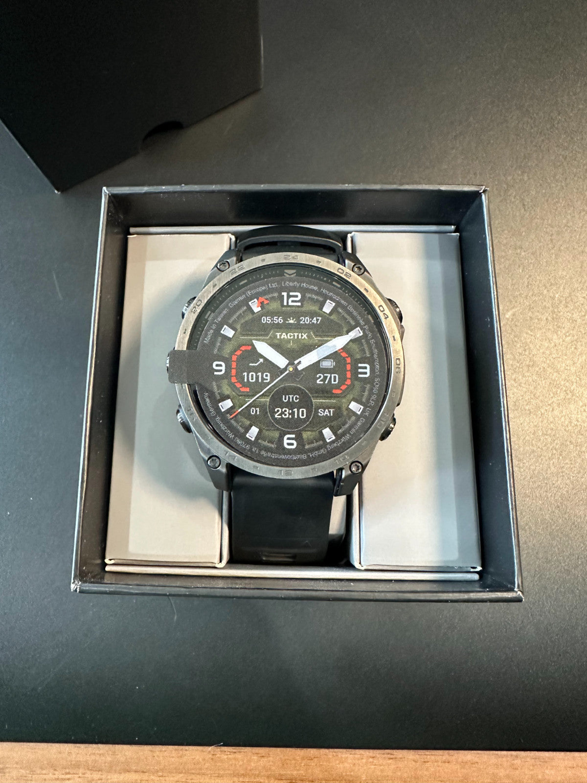 Garmin watch tactix 8 47mm watch, excellent,